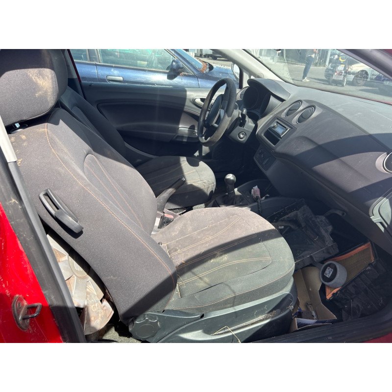 Vitre avant droit SEAT IBIZA 4 Photo n°14