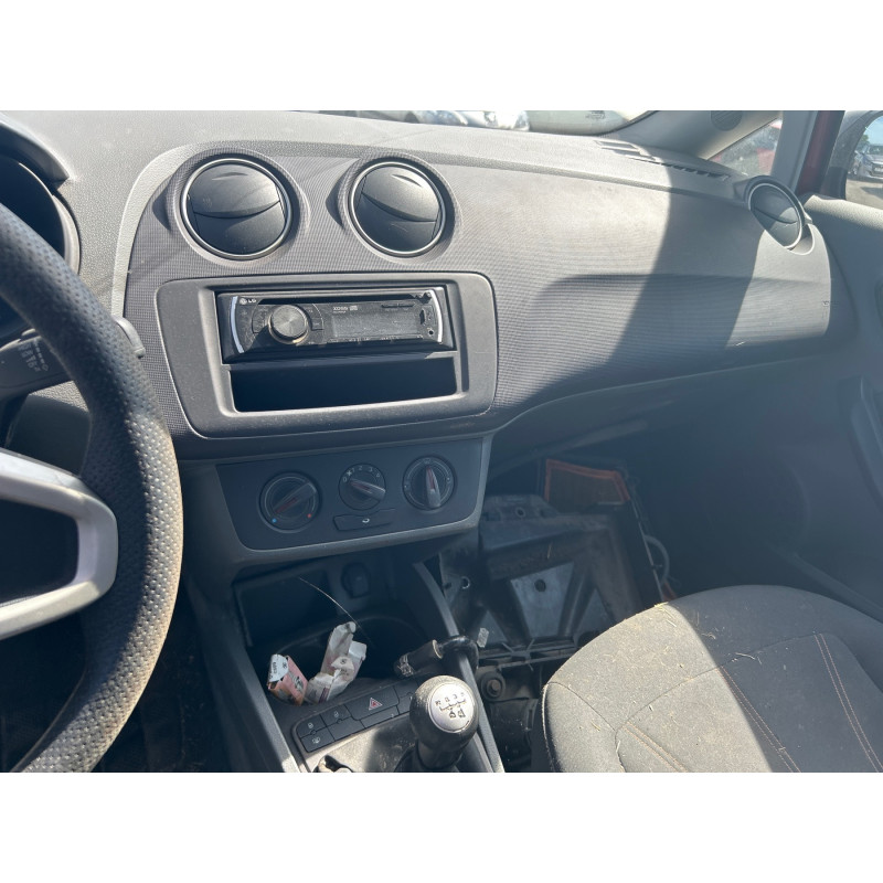 Vitre avant droit SEAT IBIZA 4 Photo n°15