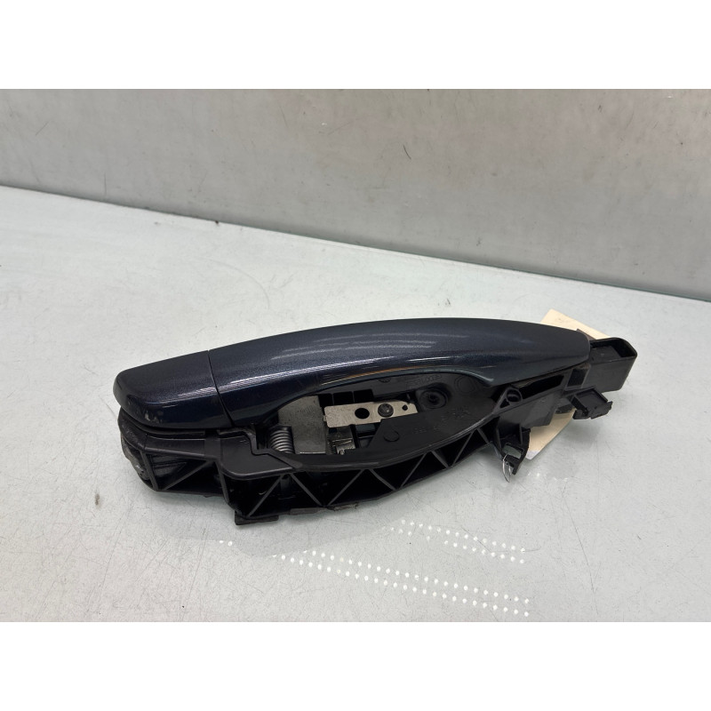 Poignee porte arriere droit PEUGEOT 5008 2 Photo n°2