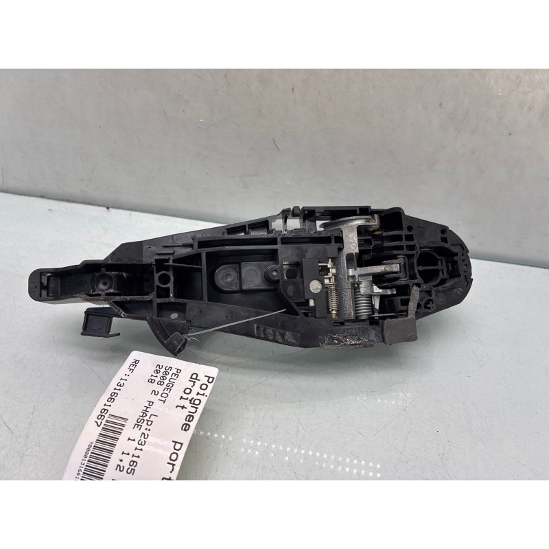 Poignee porte arriere droit PEUGEOT 5008 2 Photo n°4