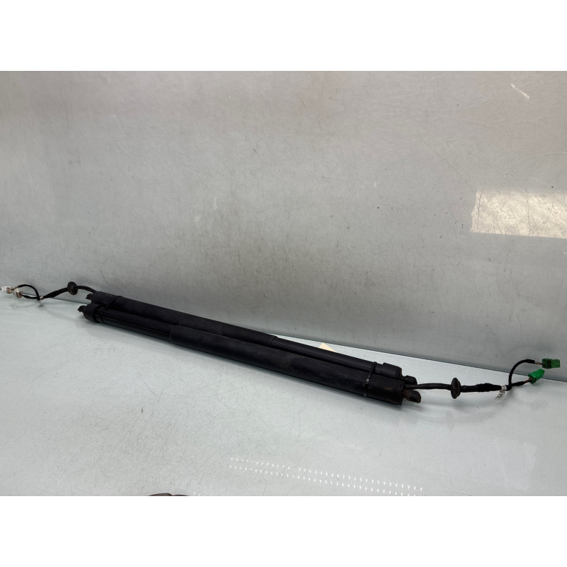 Verin de coffre PEUGEOT 5008 2 Photo n°4