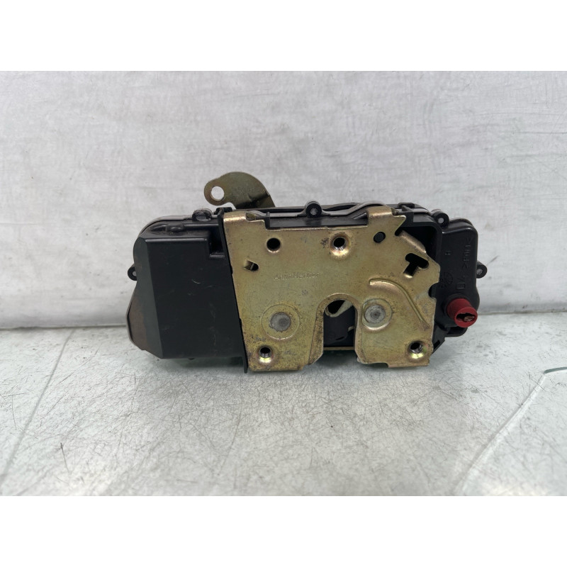 Serrure arriere droit CITROEN XSARA PICASSO Photo n°1