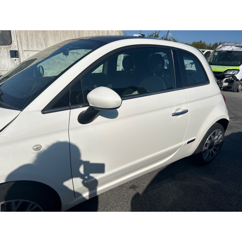 FIAT 500 2 PHASE 2 1.0i - 6V HYBRID Photo n°5