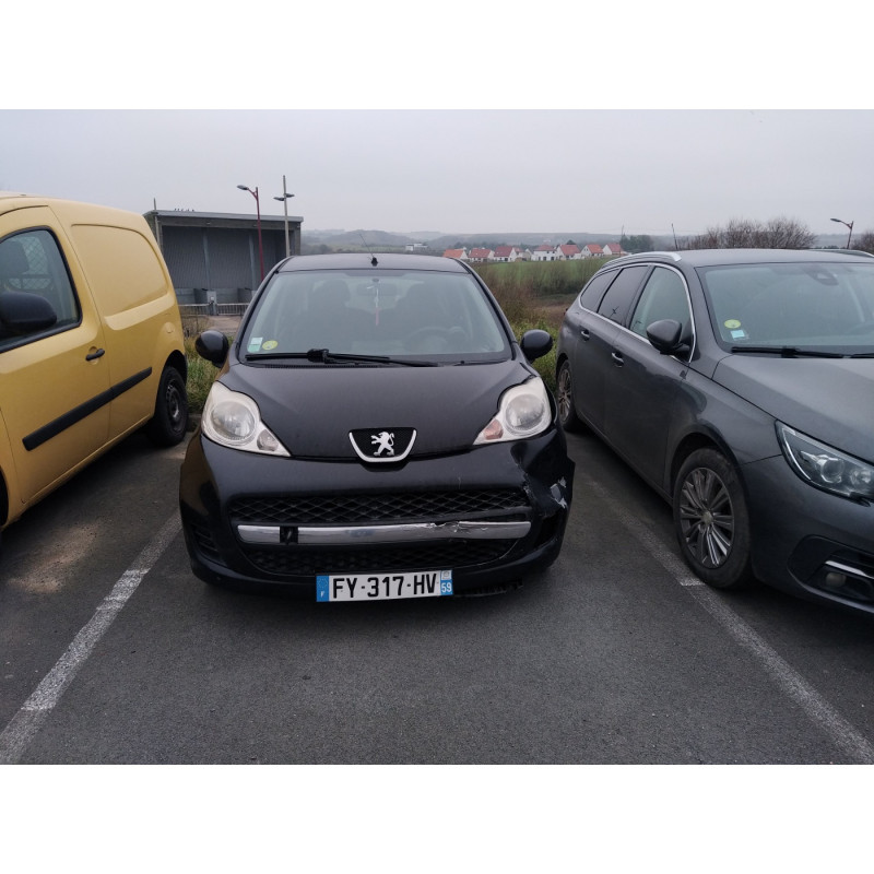 Compresseur clim PEUGEOT 107 Photo n°4