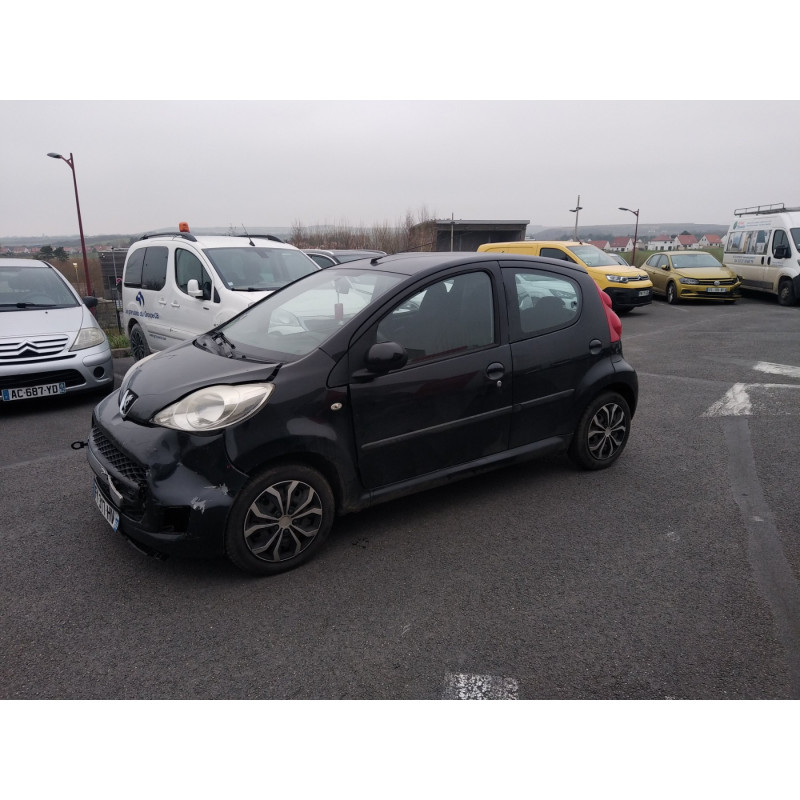 Compresseur clim PEUGEOT 107 Photo n°6