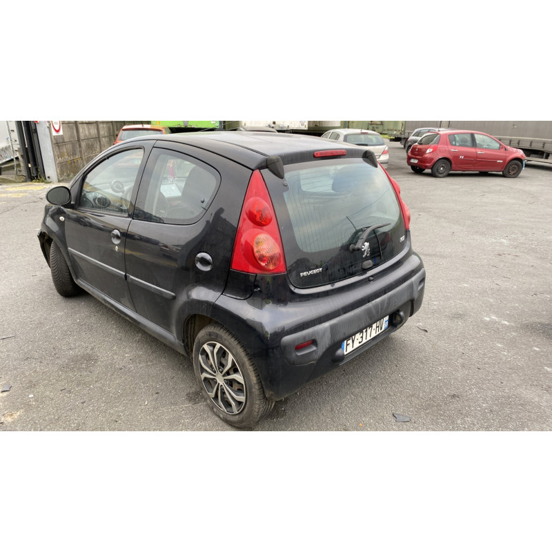 Compresseur clim PEUGEOT 107 Photo n°17