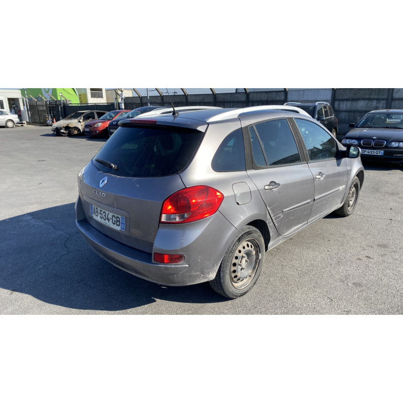 Aile avant gauche RENAULT CLIO 3 Photo n°7
