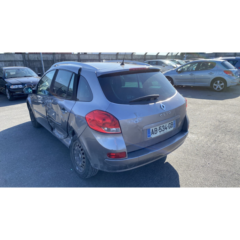 Aile avant gauche RENAULT CLIO 3 Photo n°8