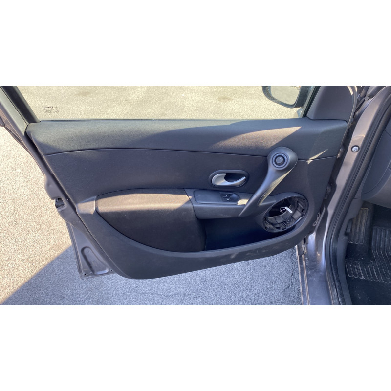 Aile avant gauche RENAULT CLIO 3 Photo n°13