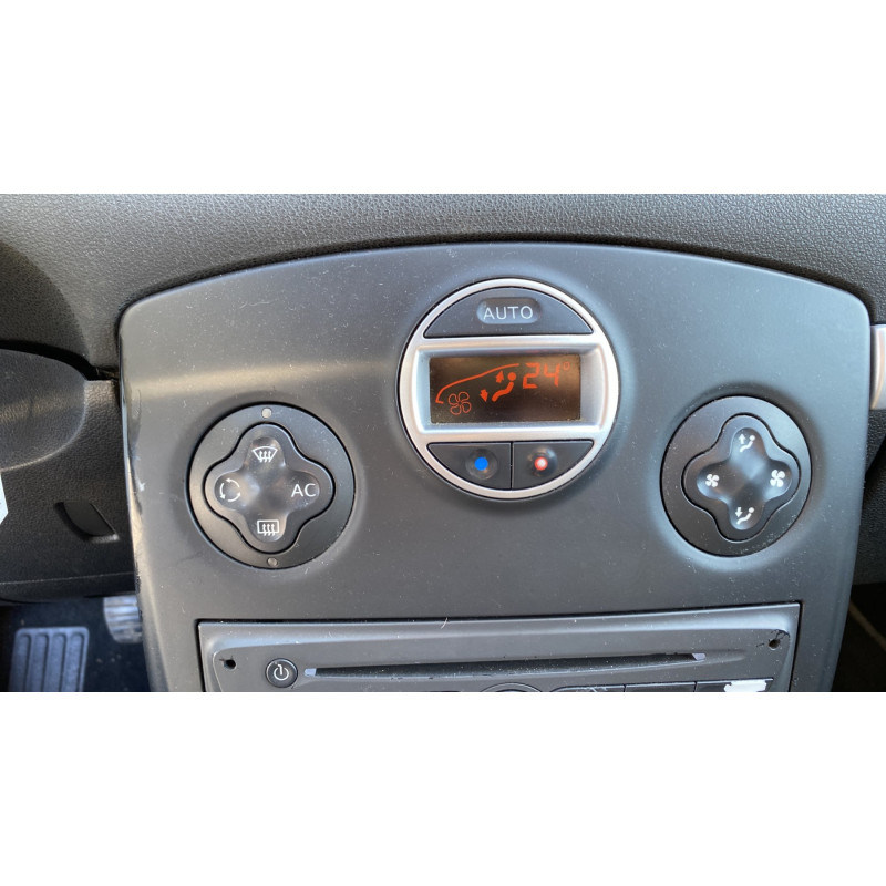 Aile avant gauche RENAULT CLIO 3 Photo n°19