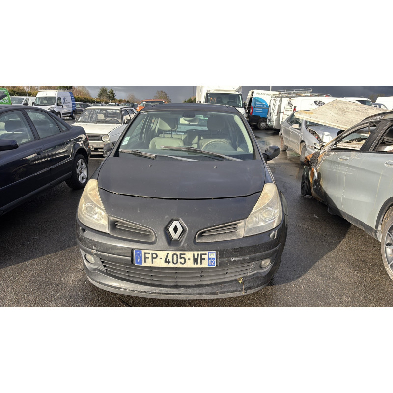 Aile avant gauche RENAULT CLIO 3 Photo n°6
