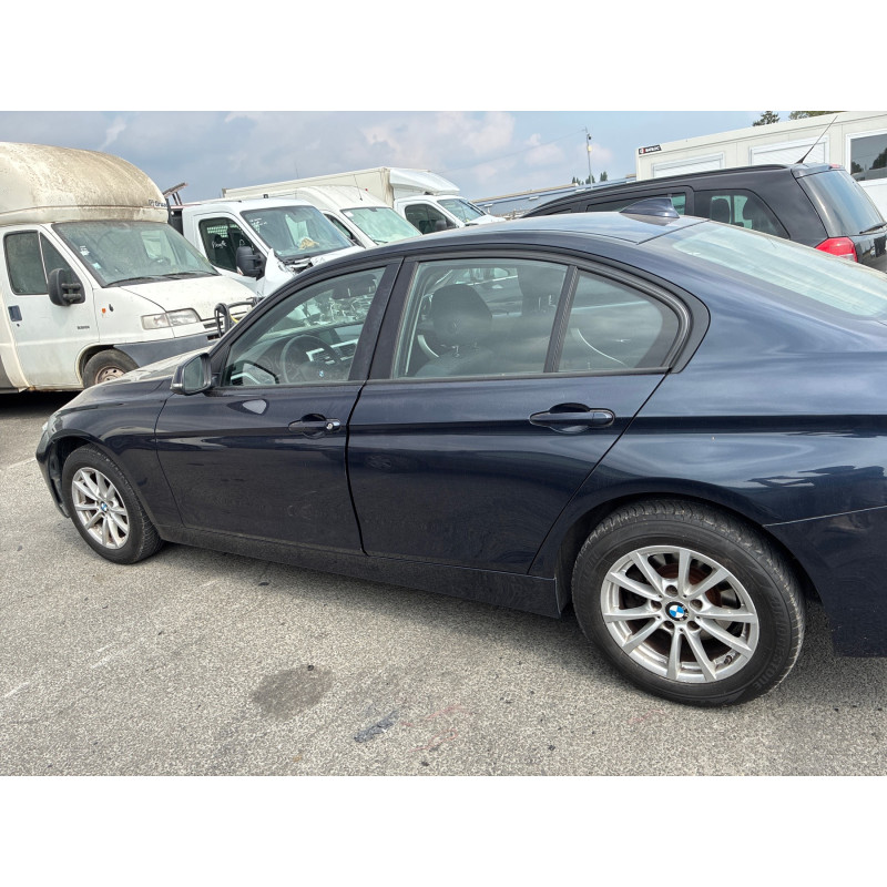 BMW SERIE 3 F30 PHASE 1 316d 2.0D - 16V TURBO Photo n°2