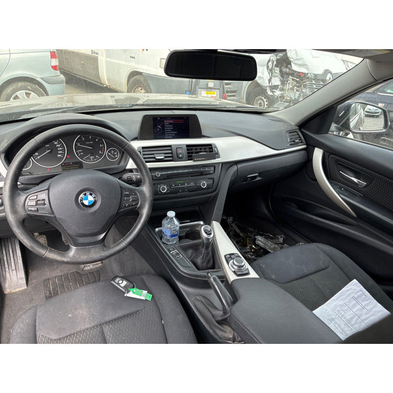 BMW SERIE 3 F30 PHASE 1 316d 2.0D - 16V TURBO Photo n°19