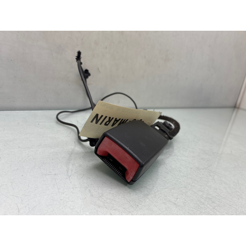 Attache ceinture avant droit FIAT DOBLO 2 Photo n°1