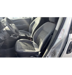 Attache ceinture avant droit FIAT DOBLO 2