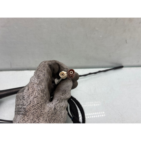 Antenne RENAULT TWINGO 3 Photo n°1