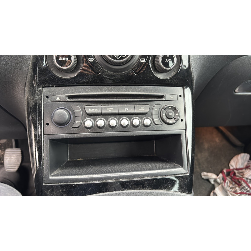 Attache ceinture arriere gauche CITROEN C3 PICASSO Photo n°20