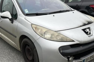 Pretensionneur de ceinture avant droit PEUGEOT 207