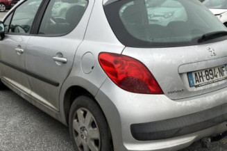 Pretensionneur de ceinture avant droit PEUGEOT 207