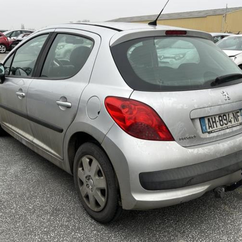 Pretensionneur de ceinture avant droit PEUGEOT 207 Photo n°7