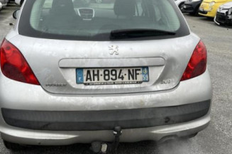 Pretensionneur de ceinture avant droit PEUGEOT 207