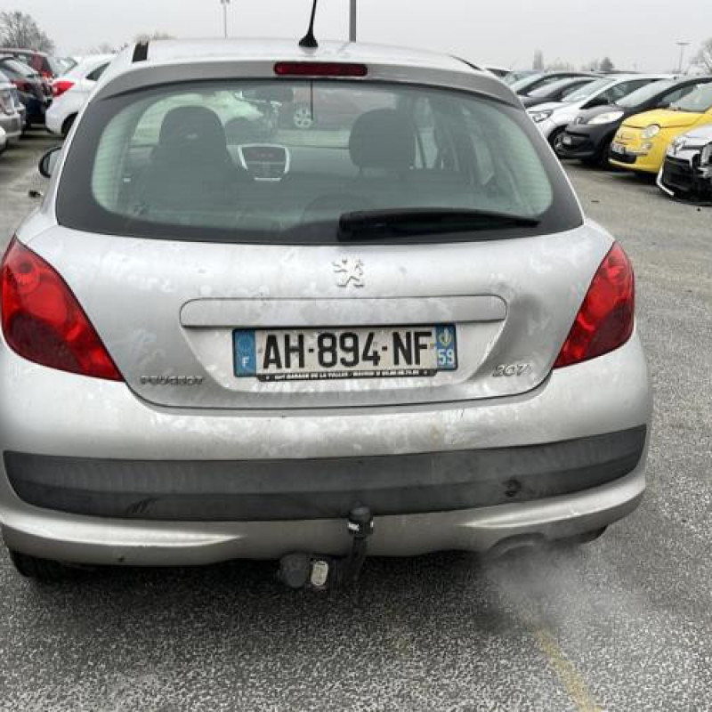 Pretensionneur de ceinture avant droit PEUGEOT 207 Photo n°8