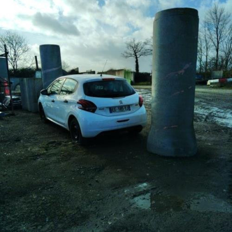 Pommeau de vitesses PEUGEOT 208 1 Photo n°5