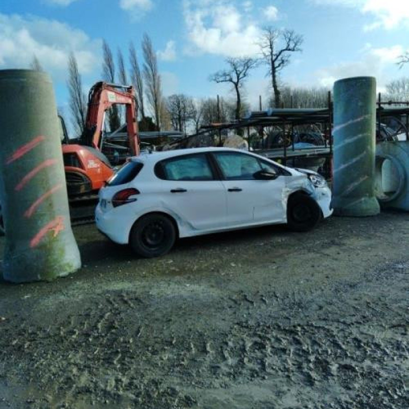 Pommeau de vitesses PEUGEOT 208 1 Photo n°6