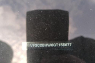 Pommeau de vitesses PEUGEOT 208 1
