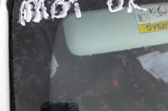 Pommeau de vitesses PEUGEOT 208 1