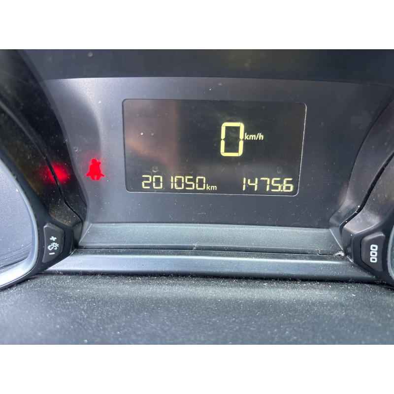 PEUGEOT 308 2 SW PHASE 1 BREAK 1.6 BLUE HDI - 8V TURBO Photo n°1