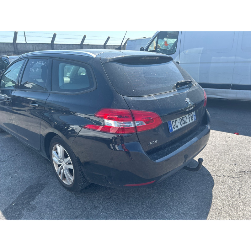 PEUGEOT 308 2 SW PHASE 1 BREAK 1.6 BLUE HDI - 8V TURBO Photo n°11