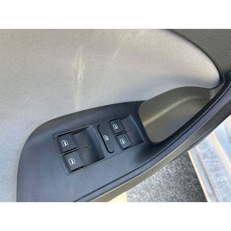 SEAT IBIZA 4 PHASE 3 1.0 MPI - 12V Photo n°10