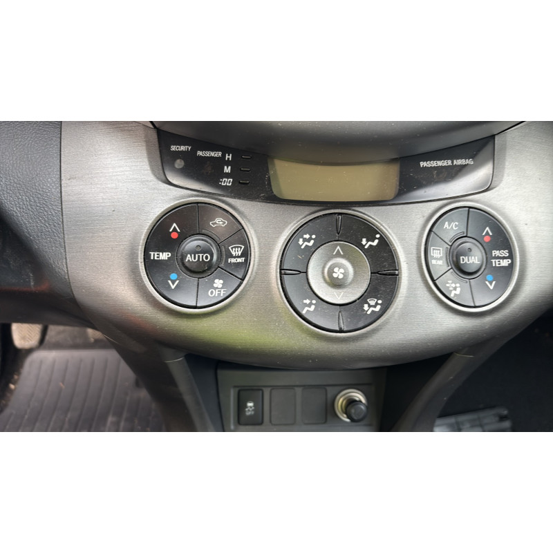TOYOTA RAV4 3 PHASE 2 2.2 D4D - 16V TURBO Photo n°9