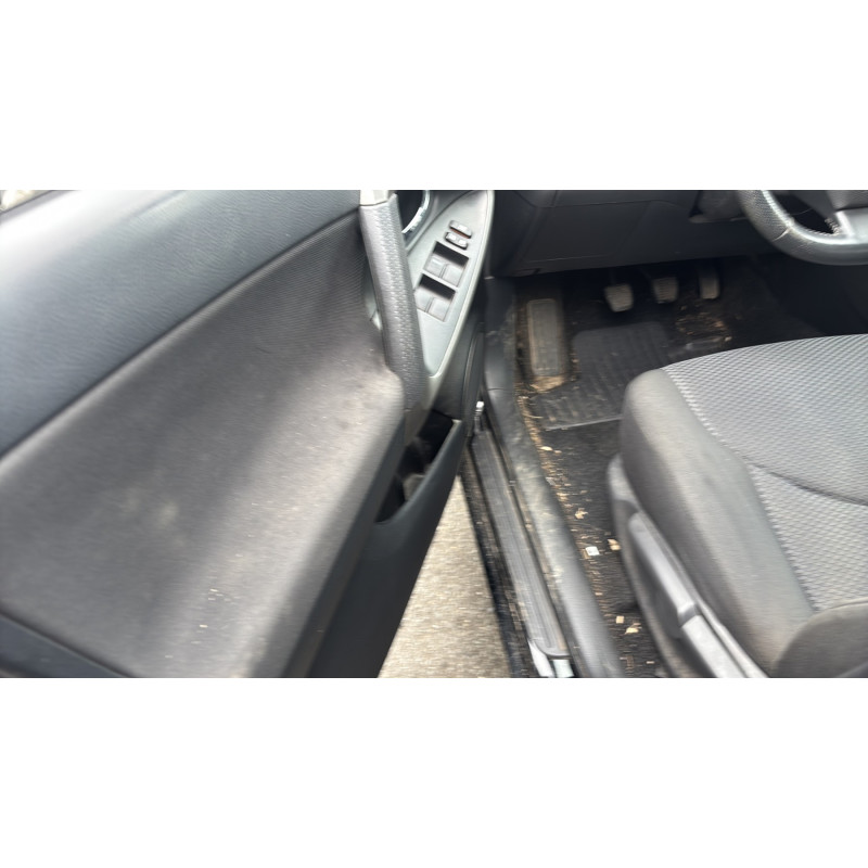 TOYOTA RAV4 3 PHASE 2 2.2 D4D - 16V TURBO Photo n°22