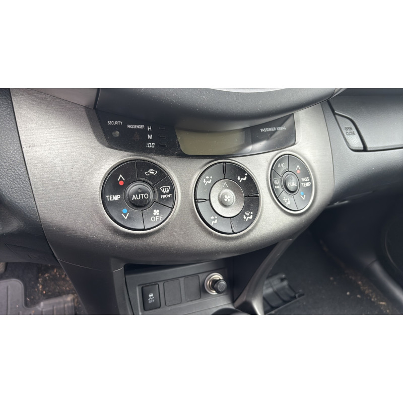 TOYOTA RAV4 3 PHASE 2 2.2 D4D - 16V TURBO Photo n°31