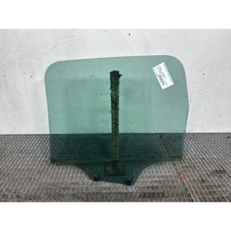 Vitre arriere droit CITROEN C3 PICASSO Photo n°1