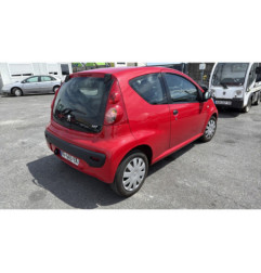 Pare boue avant gauche PEUGEOT 107