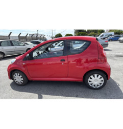 Pare boue avant gauche PEUGEOT 107