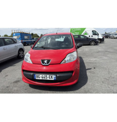 Pare boue avant gauche PEUGEOT 107