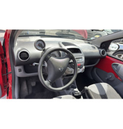 Pare boue avant gauche PEUGEOT 107