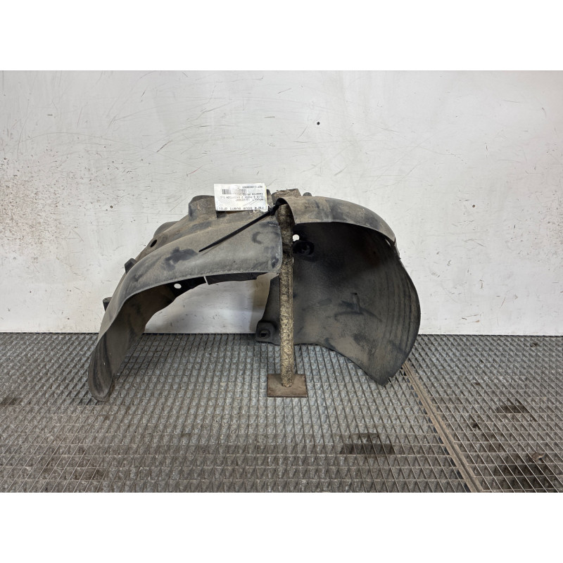 Pare boue avant droit RENAULT CLIO 3 Photo n°2