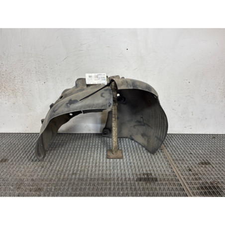 Pare boue avant droit RENAULT CLIO 3
