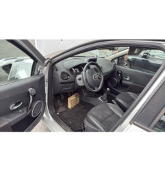 Pare boue avant droit RENAULT CLIO 3