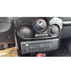 Pare boue avant droit RENAULT CLIO 3
