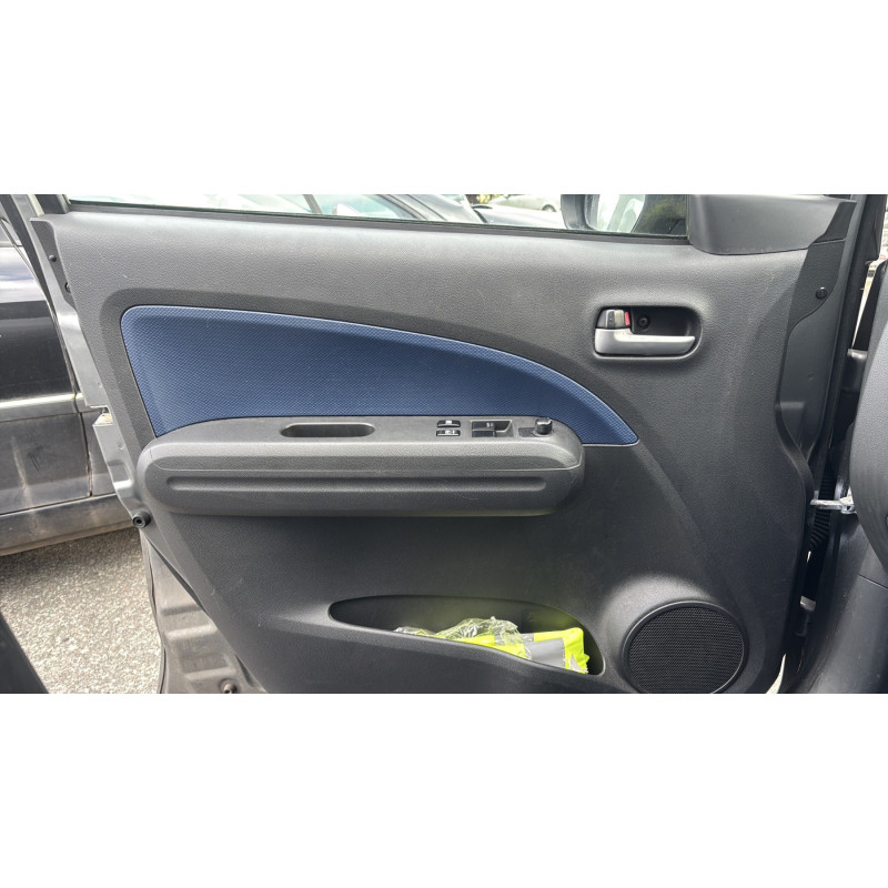 Custode avant droit (porte) OPEL AGILA B Photo n°14