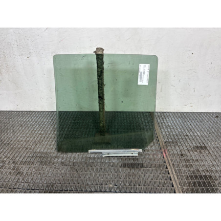 Vitre arriere droit OPEL AGILA B Photo n°1