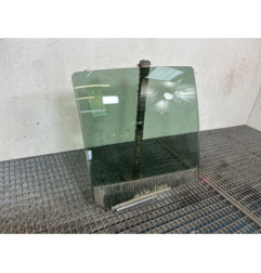 Vitre arriere droit OPEL AGILA B
