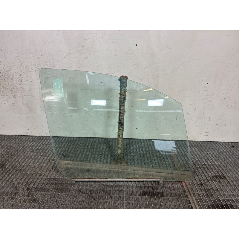 Vitre avant droit OPEL AGILA B Photo n°2