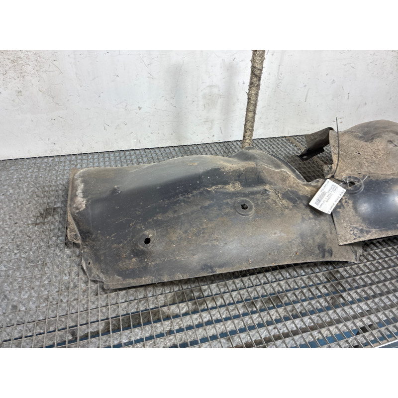 Pare boue avant droit RENAULT SCENIC 2 Photo n°4